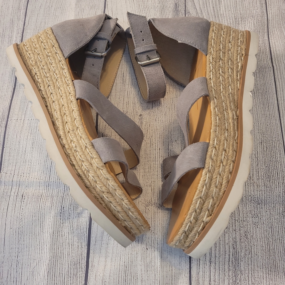 Women's Gray Espadrille Sandals